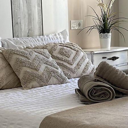 Burgo El Rincon De Valeria By Unique Rooms מראה חיצוני תמונה